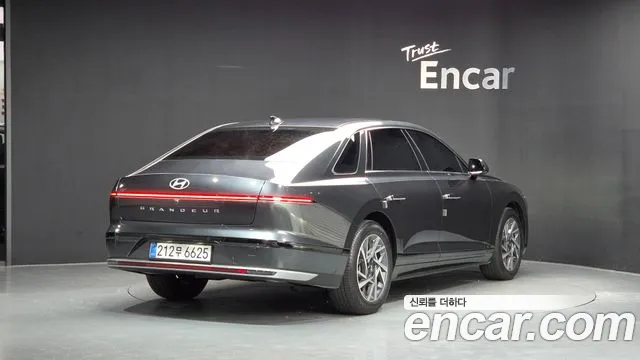 Hyundai Grandeur GN7 — Фото автомобиля 2