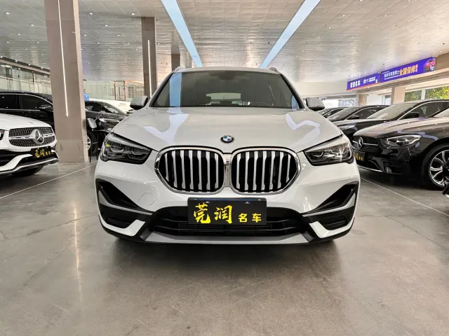 BMW X1 — Фото автомобиля 3