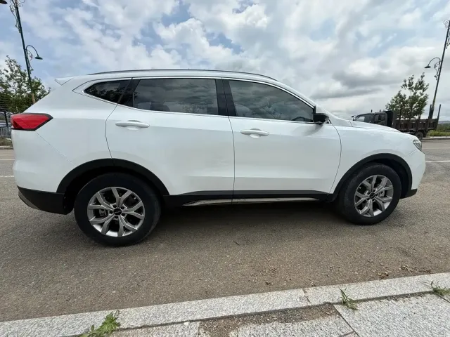 Haval H6 — Фото автомобиля 8