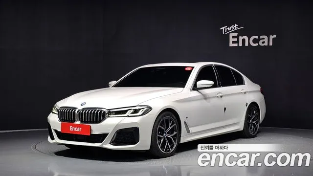 Фотография автомобиля — BMW 5 Series G30