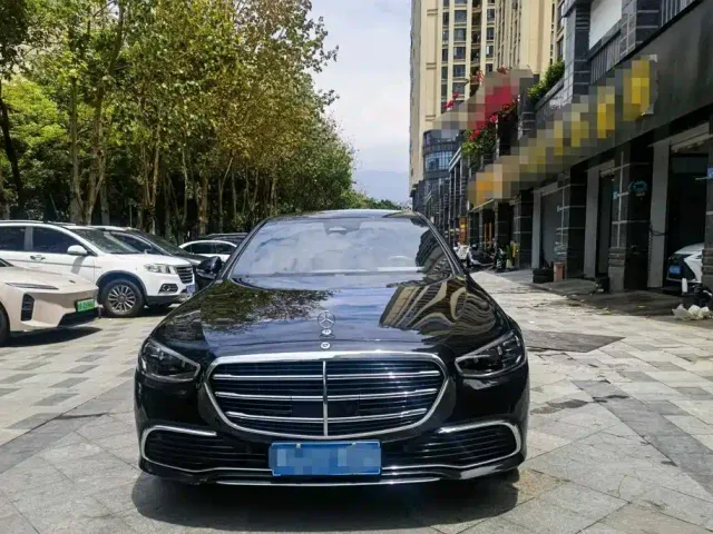 Mercedes-Benz S-Class — Фото автомобиля 2