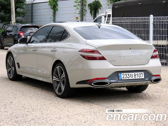Genesis G70 Новый G70 Бензин 3.3T 4WD — Фото автомобиля 3