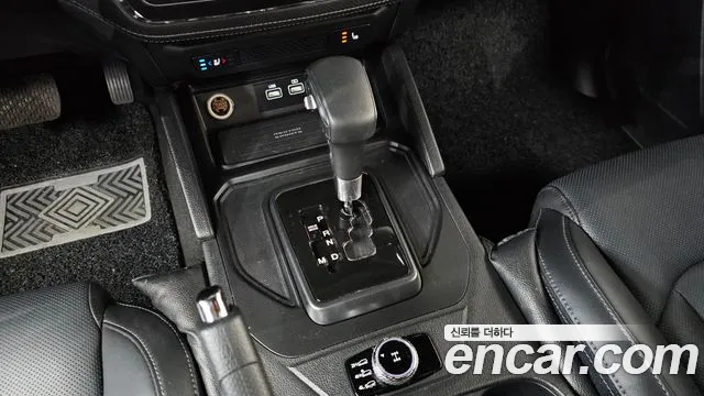 KG_Mobility_Ssangyong Rexton Новый Rexton Sport Khan Дизель 2.2 4WD — Фото автомобиля 9