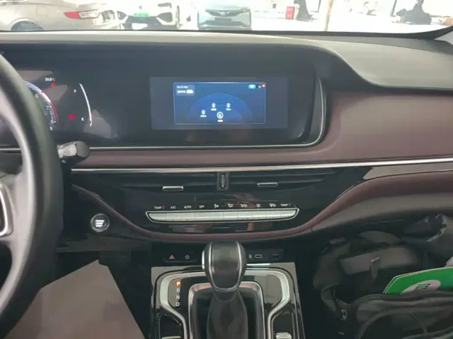 GAC Trumpchi M6 — Фото автомобиля 12