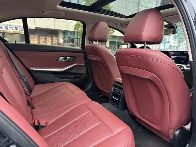 BMW 3 Series — Фото автомобиля 7