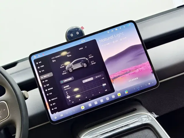 Nio ET5 Touring — Фото автомобиля 15