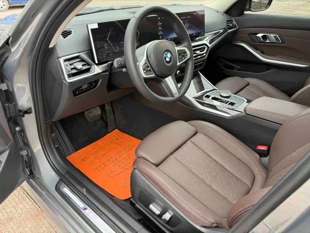 BMW 3 Series — Фото автомобиля 24