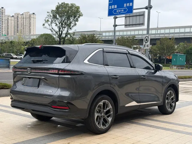 Changan CS75 Plus — Фото автомобиля 13