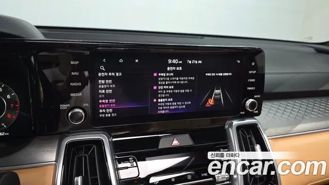 Kia Sorento Sorento 4-е поколение Бензин 2.5T 2WD — Фото автомобиля 15