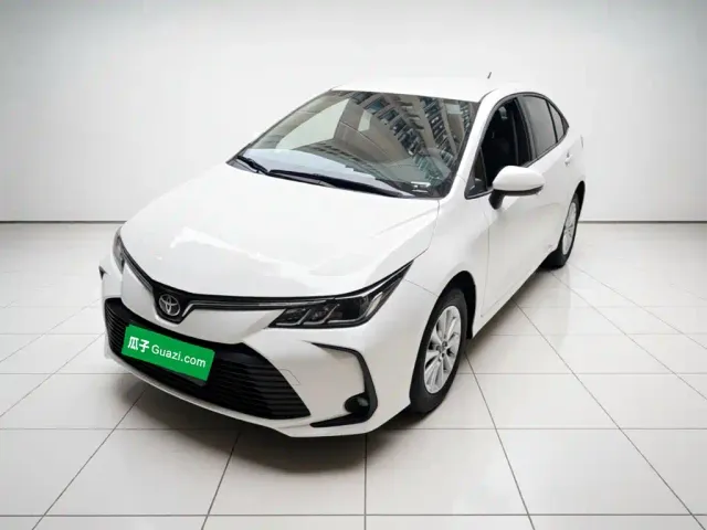Фотография автомобиля — Toyota Corolla