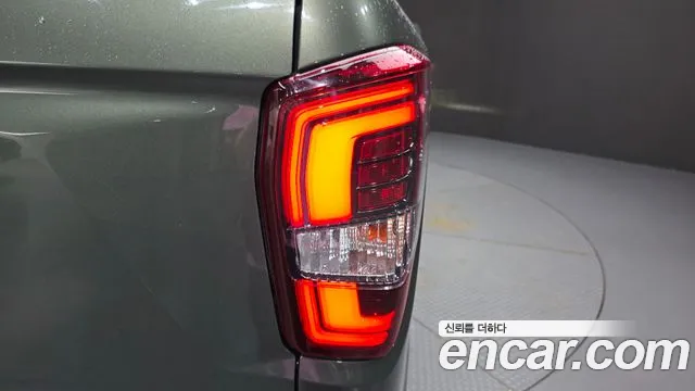 KG_Mobility_Ssangyong Rexton Новый Rexton Sport Khan Дизель 2.2 4WD — Фото автомобиля 22