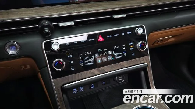 Genesis GV80 — Фото автомобиля 23