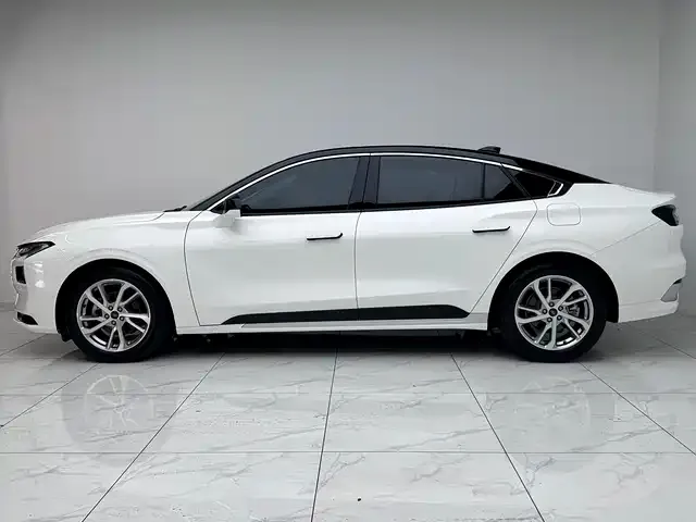 Ford Mondeo — Фото автомобиля 3