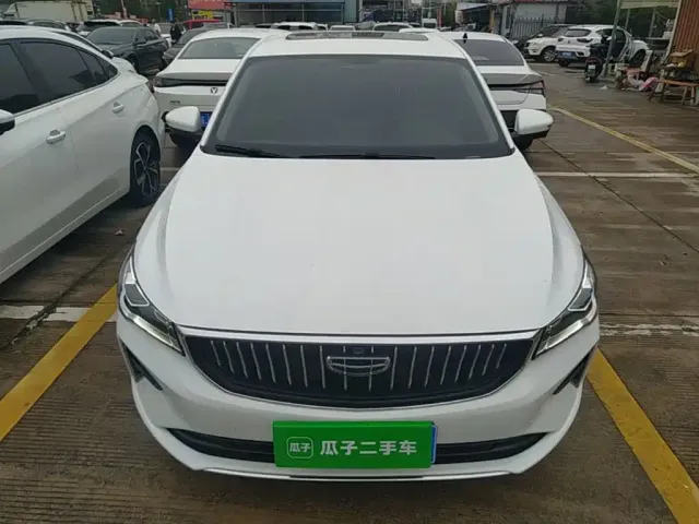 Geely Emgrand — Фото автомобиля 2