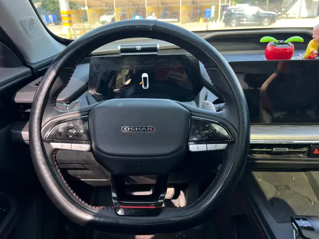 Changan Z6 — Фото автомобиля 14