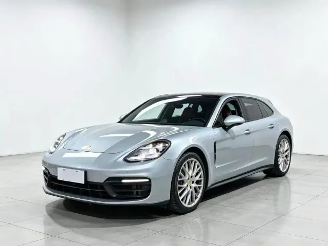 Фотография автомобиля — Porsche Panamera