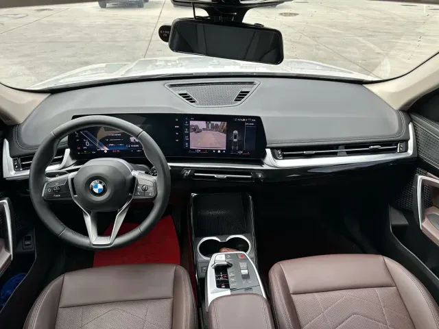 BMW X1 — Фото автомобиля 11