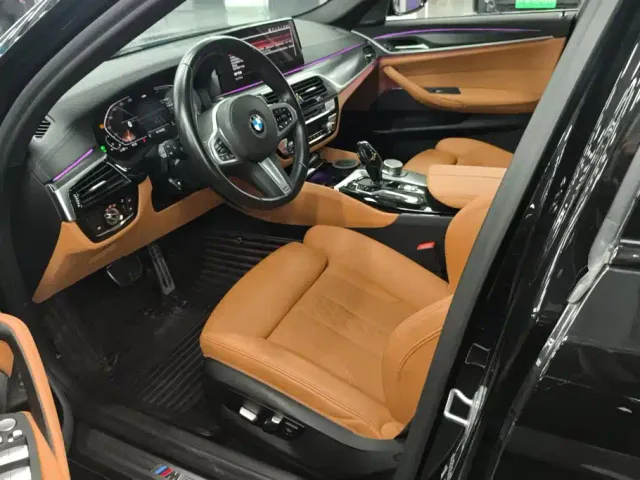BMW 5 Series — Фото автомобиля 9