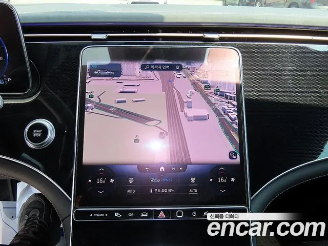 Mercedes-Benz EQS — Фото автомобиля 12