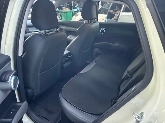 BYD Yuan PLUS — Фото автомобиля 6