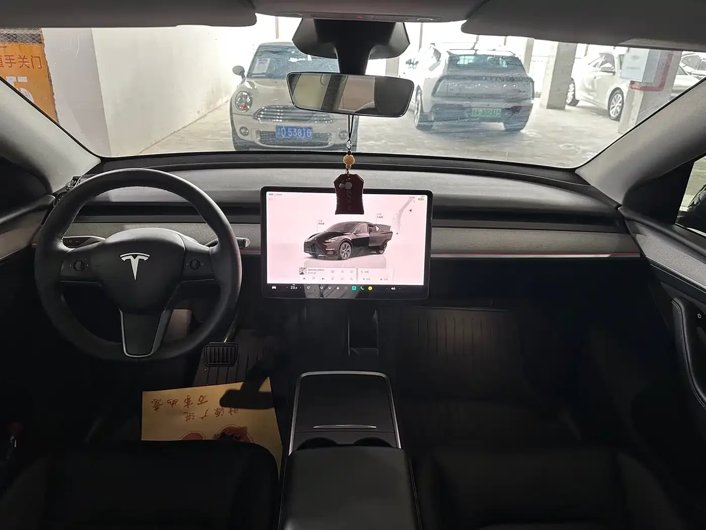 Tesla Model Y 2024 Rear-Wheel Drive Version — Фото автомобиля 11