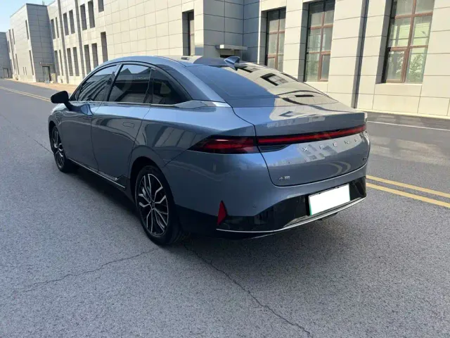 Xpeng P5 — Фото автомобиля 5