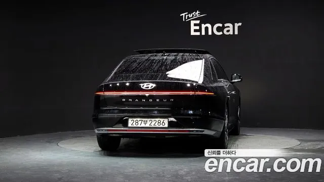 Hyundai Grandeur Grandeur (GN7) 2.5 Бензин 2WD — Фото автомобиля 4