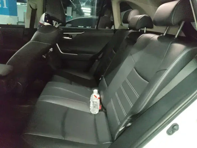 Toyota RAV4 Rongfang 2023 2.0L CVT FWD Style Plus Edition — Фото автомобиля 13