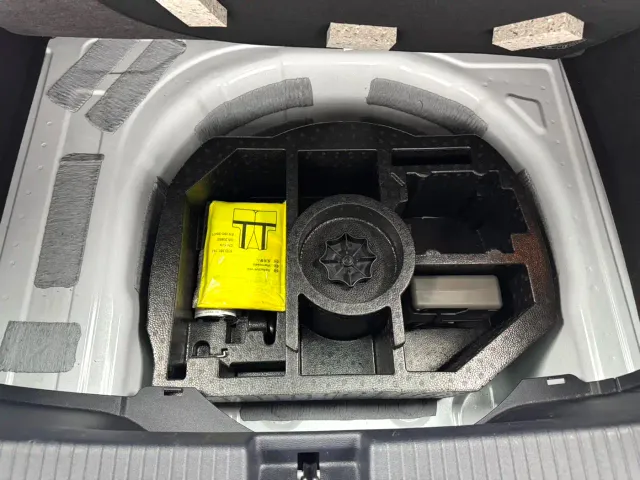 Volkswagen Tharu — Фото автомобиля 9
