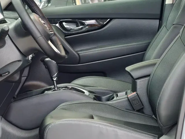 Nissan X-Trail — Фото автомобиля 4