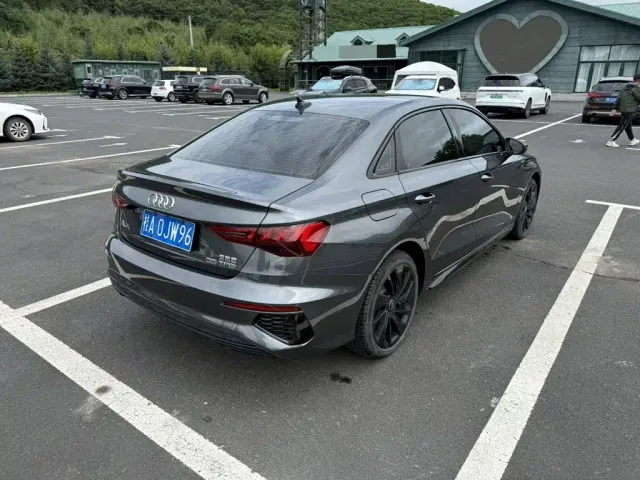 Audi A3 — Фото автомобиля 4