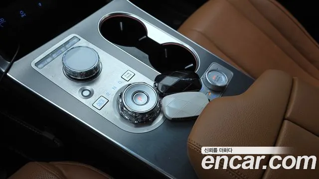 Genesis GV80 2.5T Бензин AWD — Фото автомобиля 9