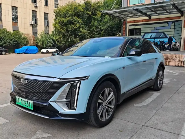 Cadillac Lyriq — Фото автомобиля 2