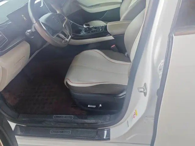 BYD Qin PLUS — Фото автомобиля 9