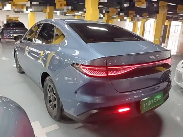 BYD Seal 05 DM-i — Фото автомобиля 4