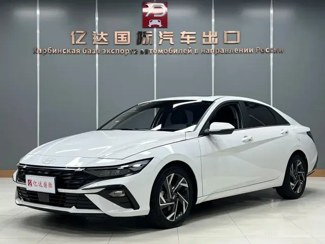 Фотография автомобиля — Hyundai Elantra