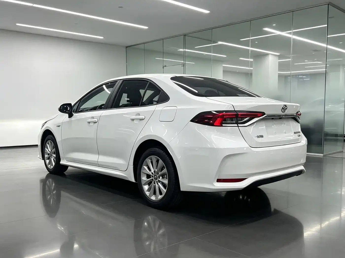 Toyota Corolla 2021 1.2T S-CVT Elite PLUS Edition — Фото автомобиля 7