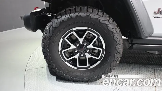 Jeep Wrangler JL — Фото автомобиля 5