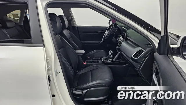 Kia Seltos — Фото автомобиля 17