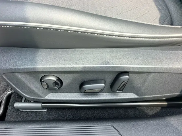 Volkswagen ID.3 — Фото автомобиля 6