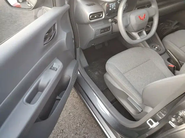 Wuling Hongguang — Фото автомобиля 15