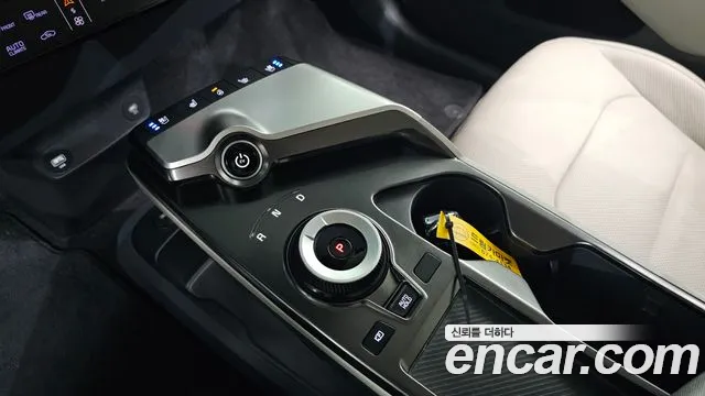 Kia EV6 — Фото автомобиля 12
