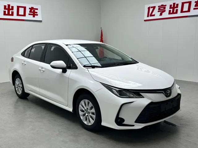 Toyota Corolla — Фото автомобиля 3