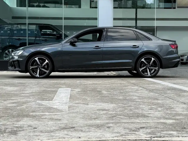 Audi A4L — Фото автомобиля 3