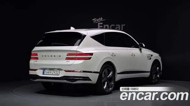 Genesis GV80 — Фото автомобиля 2