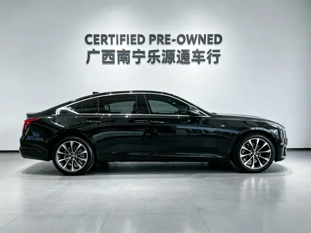 Cadillac CT5 — Фото автомобиля 10
