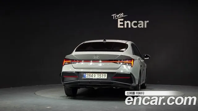 Hyundai AVANTE Новый Avante (CN7) — Фото автомобиля 4