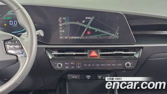 Kia Niro The All New Niro Prestige — Фото автомобиля 12