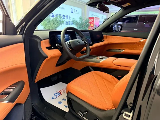 Changan CS75 Plus — Фото автомобиля 4