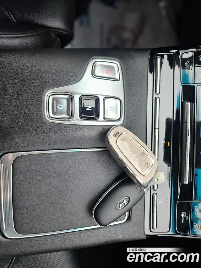 Hyundai Grandeur Grandeur (New) — Фото автомобиля 9